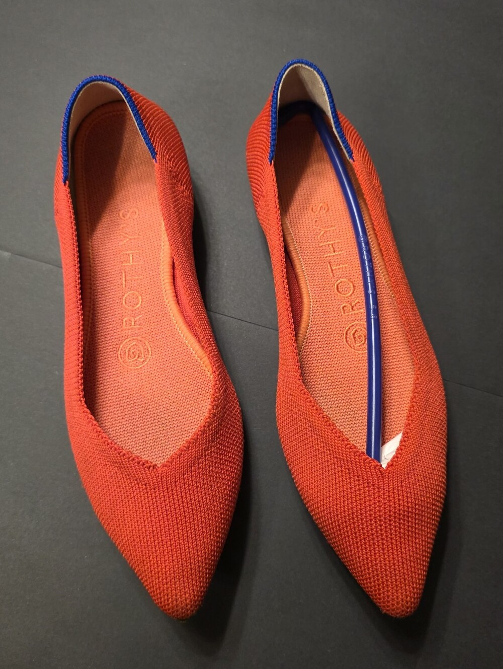 Rothy’s Womens The Point Flame Pointed Toe  Shoes Size W5